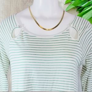 ✨️2 for $8.00 NWOT - UMgee - S